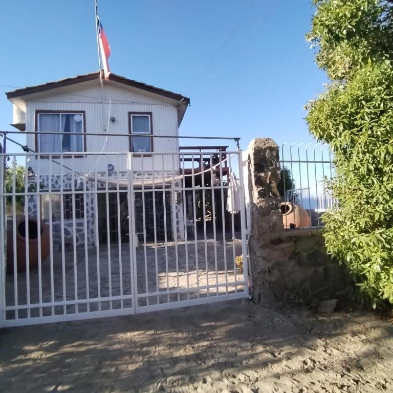 Arriendo casa Tongoy, Cercana a mirador y lugar tranquilo y excelente vista a playa socos - Casa de 2 dormitorios - 13