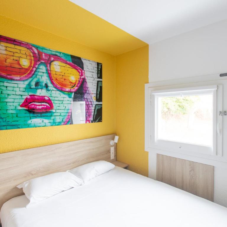 Kyriad ECO - Narbonne Sud - Chambre Standard avec 1 Lit Double, Connexion Wi-Fi Gratuite, Climatisation et Douche - 11
