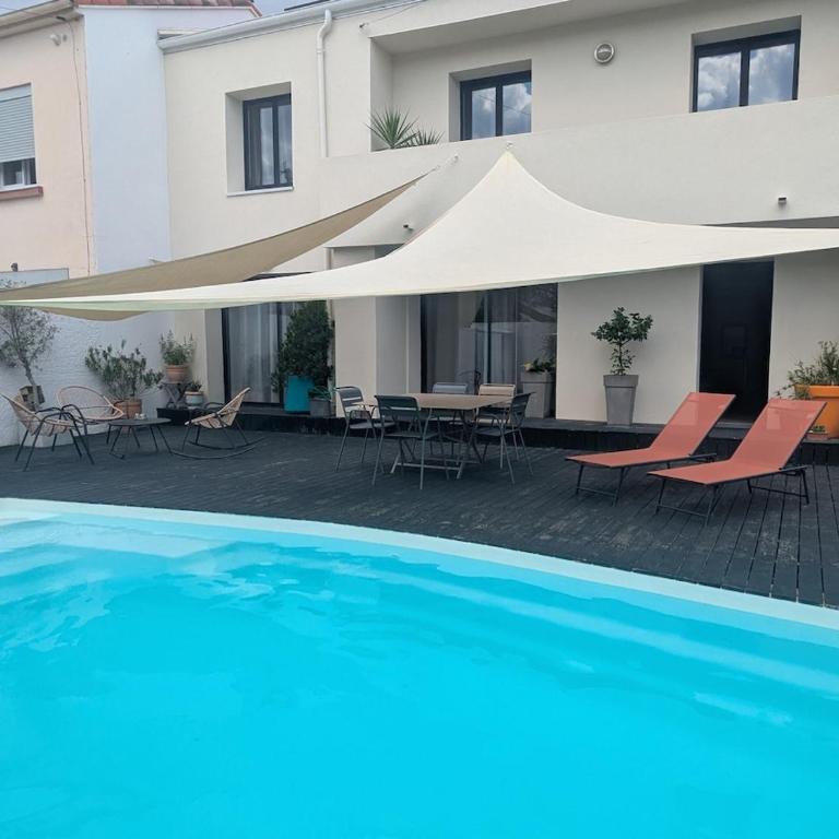 Maison avec piscine, House with a pool - Maison 4 Chambres - 4