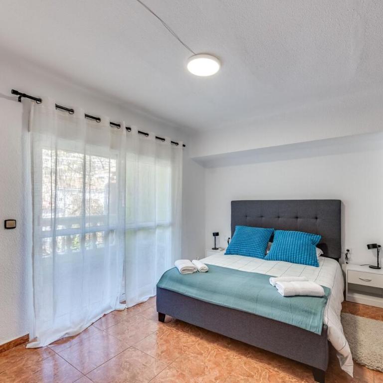 Villa Mari Carmen - Malaga Beach Escape - Four-Bedroom House - 20