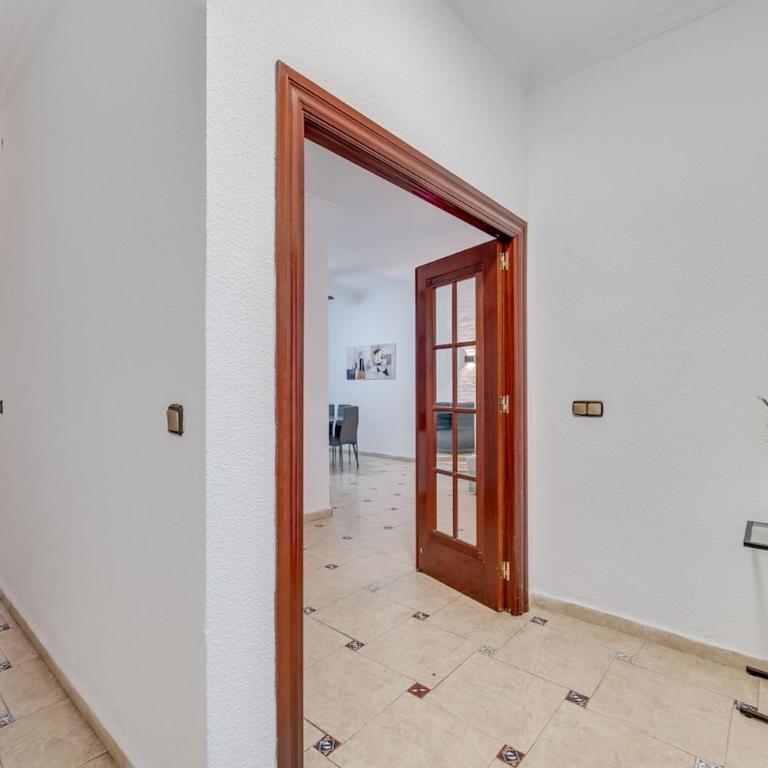 Villa Mari Carmen - Malaga Beach Escape - Four-Bedroom House - 23