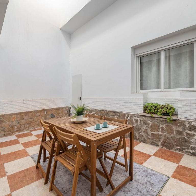 Villa Mari Carmen - Malaga Beach Escape - Four-Bedroom House - 26