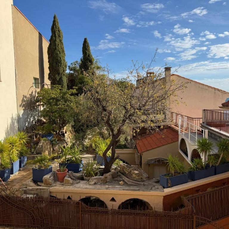 F3 en centre-ville de Banyuls avec terrasse - FR-1-309-58 - Two-Bedroom Apartment - 16