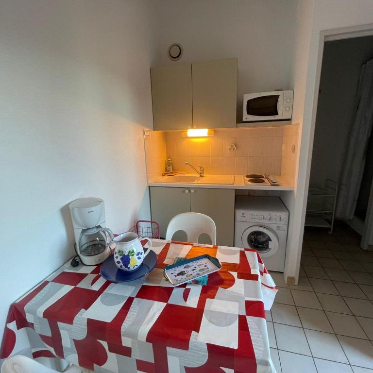 Studio calme avec terrasse et parking à Banyuls-sur-Mer - FR-1-309-87 - Studio - 10