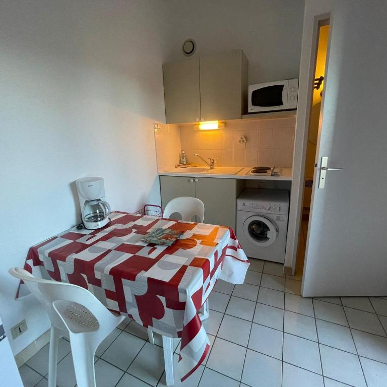 Studio calme avec terrasse et parking à Banyuls-sur-Mer - FR-1-309-87 - Studio - 11