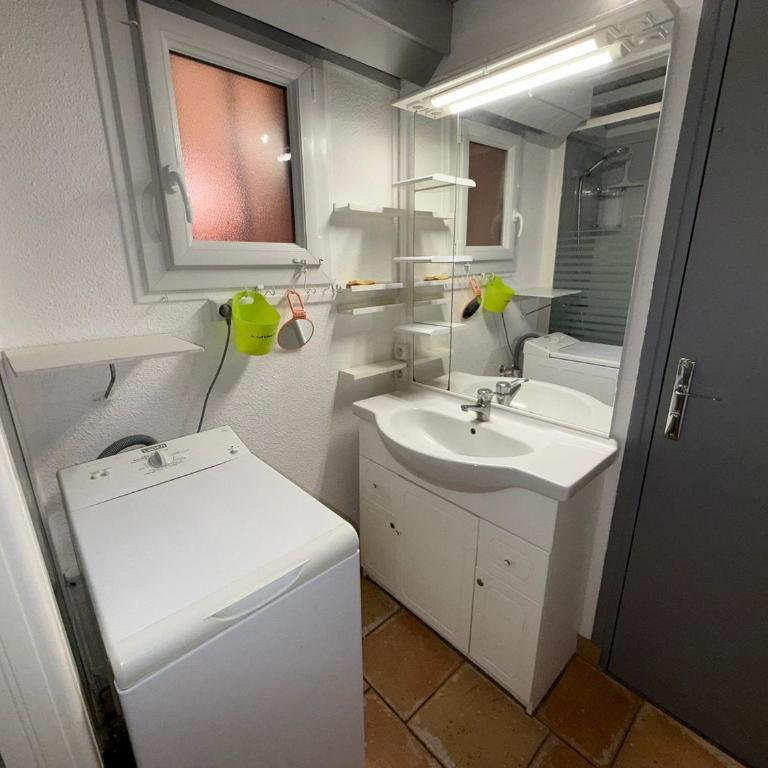 Charmant studio avec terrasse et parking à Banyuls-sur-Mer - FR-1-309-90 - Monolocale - 15