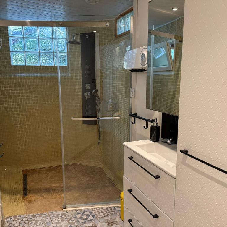 Maison 4* indépendante avec vue sur vignes - Terrasse - Parking - FR-1-309-262 - One-Bedroom Apartment - 24