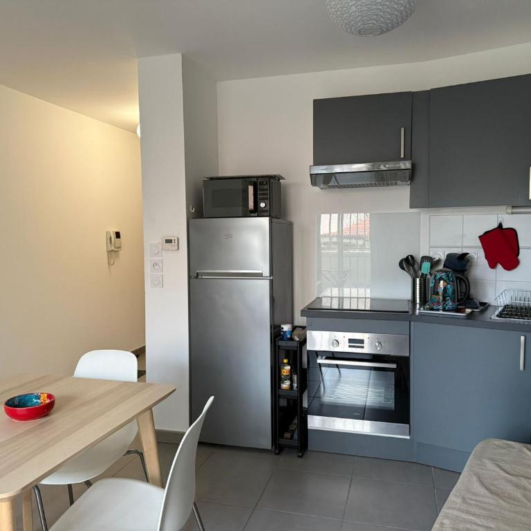 Studio calme avec terrasse et parking à 5 min de la plage - Studio - 17
