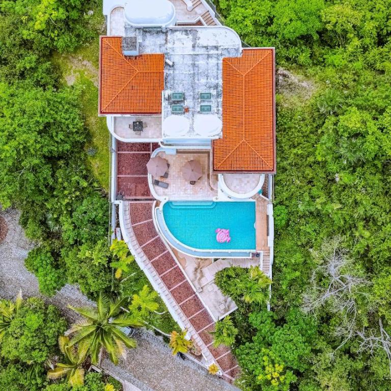 Villa Mozzafiato Private Resort with Full Staff and Heated Pool - Villa - 39