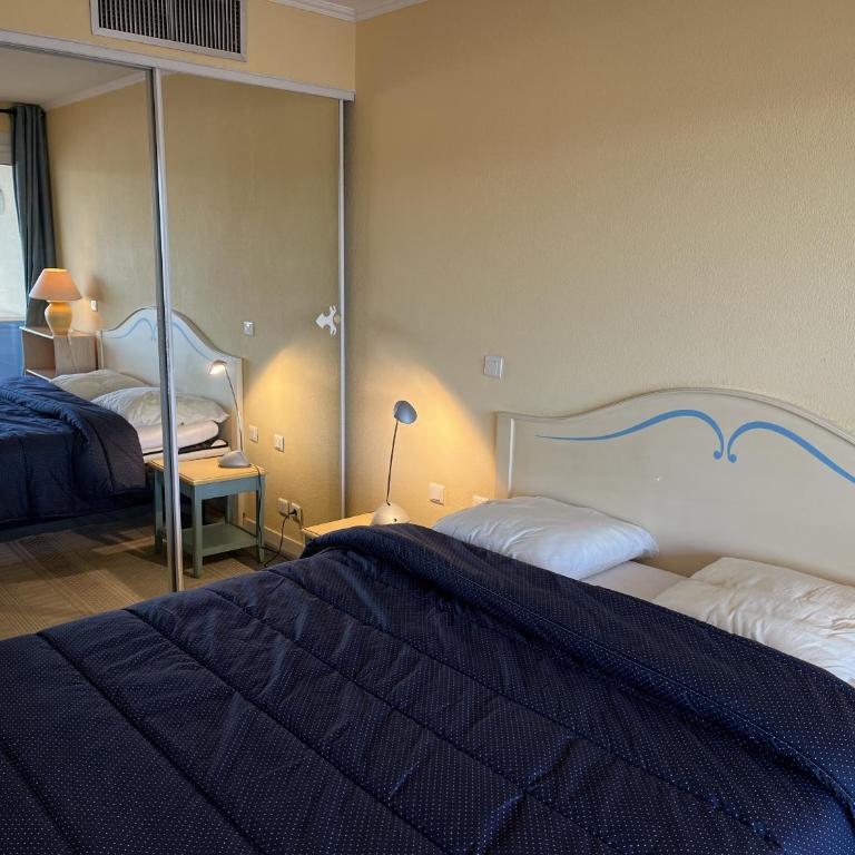 CAP HERMES, 4eme etage, vue exceptionnelle sur le port - Apartment mit 1 Schlafzimmer, Meerblick und Terrasse - 19