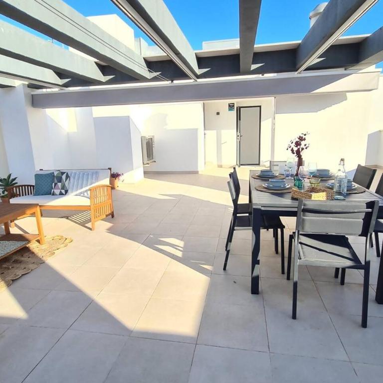 Lucena Beach. Ático soleado, piscina y playa - Apartamento de 2 dormitorios con balcón y terraza - 47