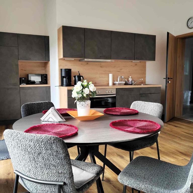 Allgäuer Paradieswinkel - Apartment mit 2 Schlafzimmern und Balkon - 1