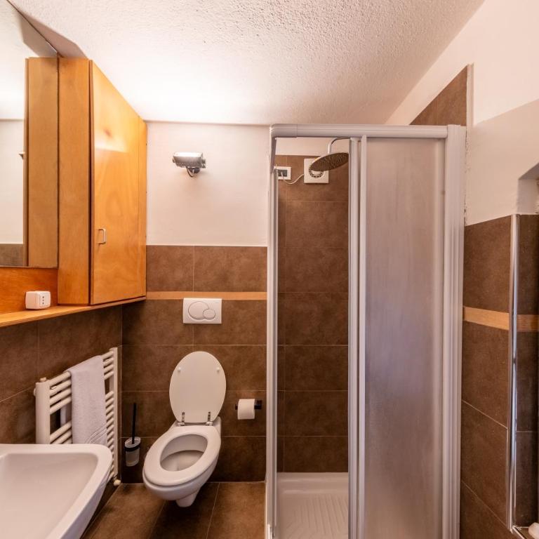 B&B Gli Scorci di Trento - Appartamento Premium con 3 Camere da Letto e Balcone - 5