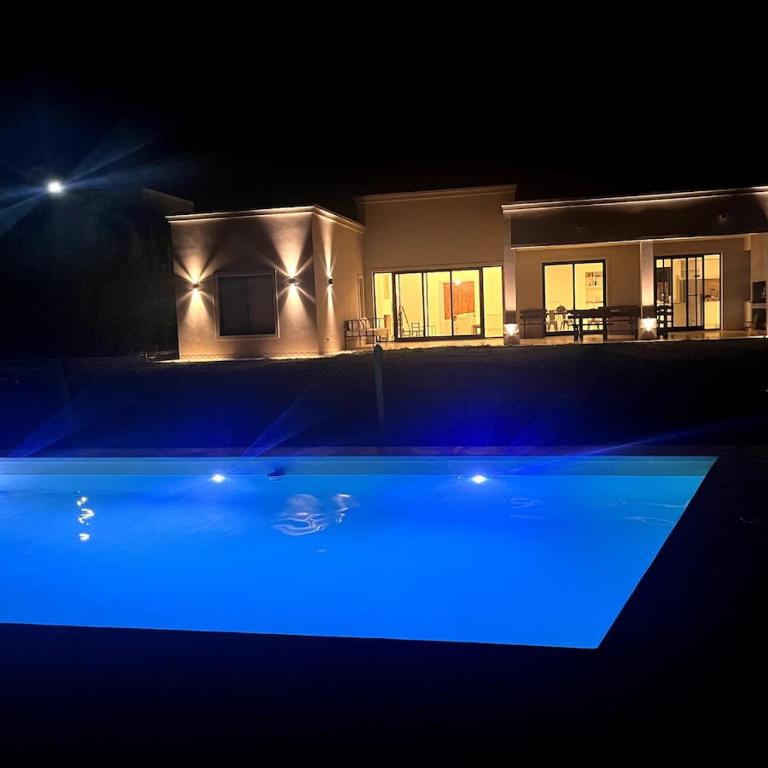Casa en Manzanares - Four-Bedroom House - 21