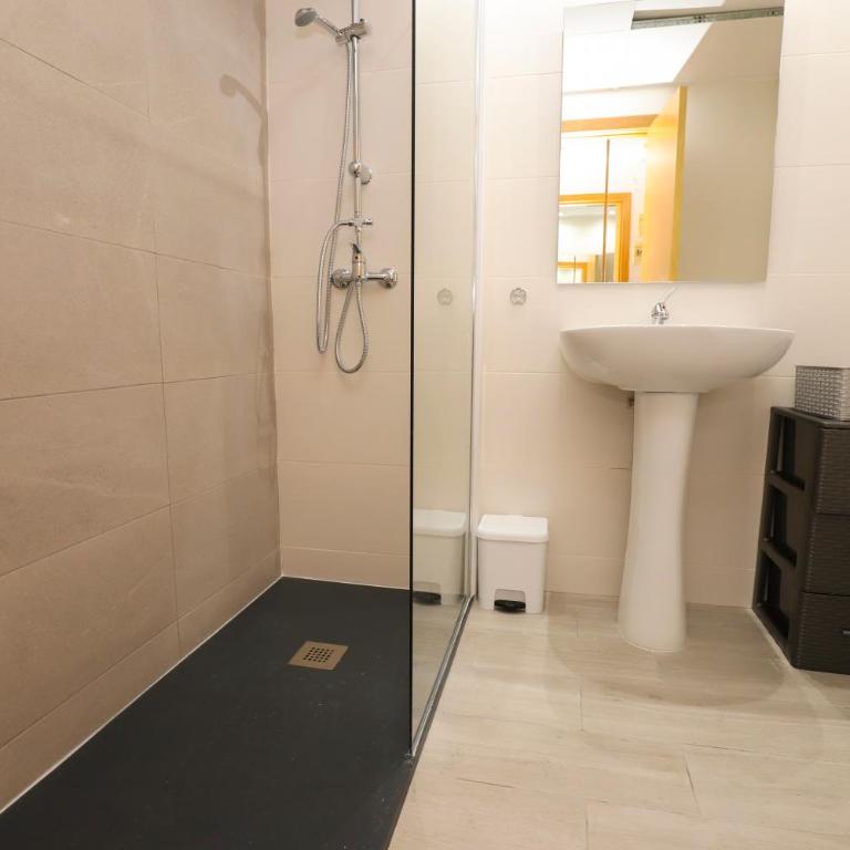 DIFFERENTFLATS Inter2 - Estudio con terraza - 16