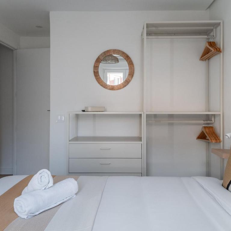 Bright cozy - 2 Bdrs 2 Baths -Barrio Salamanca - Apartamento de 2 dormitorios - 9
