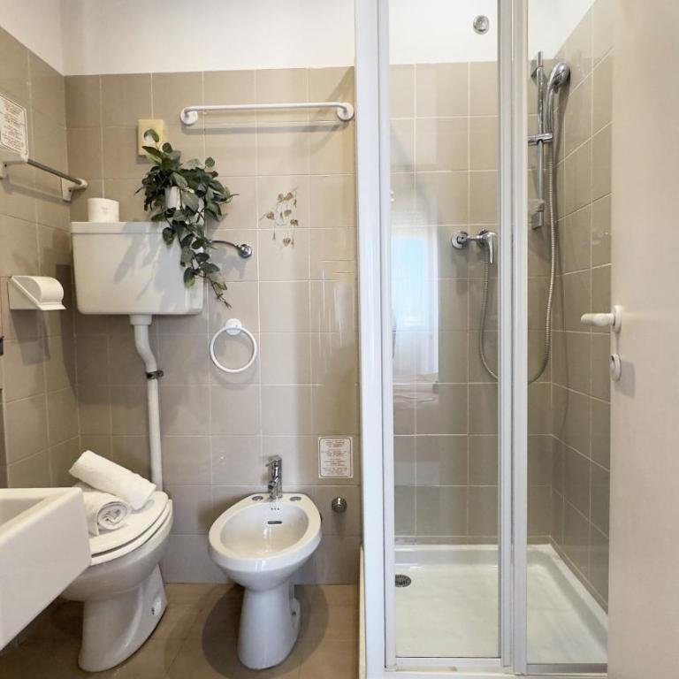 Hotel Iva - Superior Double or Twin Room with Sea View - Annex - 2
