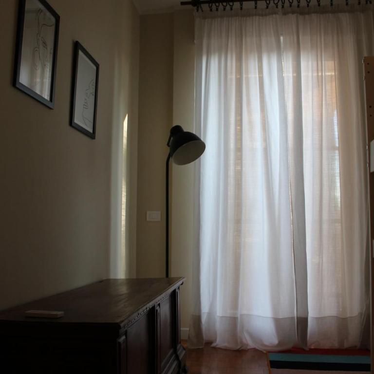 Apartment in Arona, Olivia's Home 100mt dal Lago - Appartamento con 2 Camere da Letto e Balcone - 28