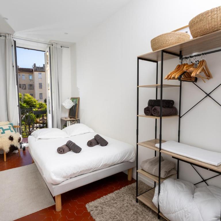 Maison Toesca - Old charm & sunny balcony - Appartement 1 Chambre - 7