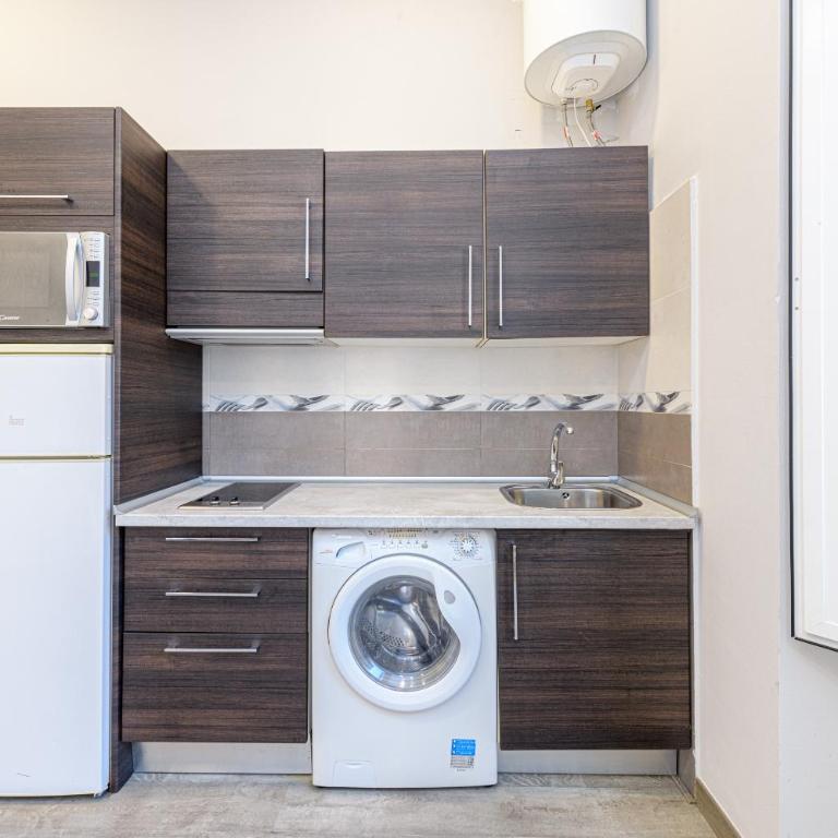 Apartamentos Calle Larios - One-Bedroom Apartment (5 Adults) - 8