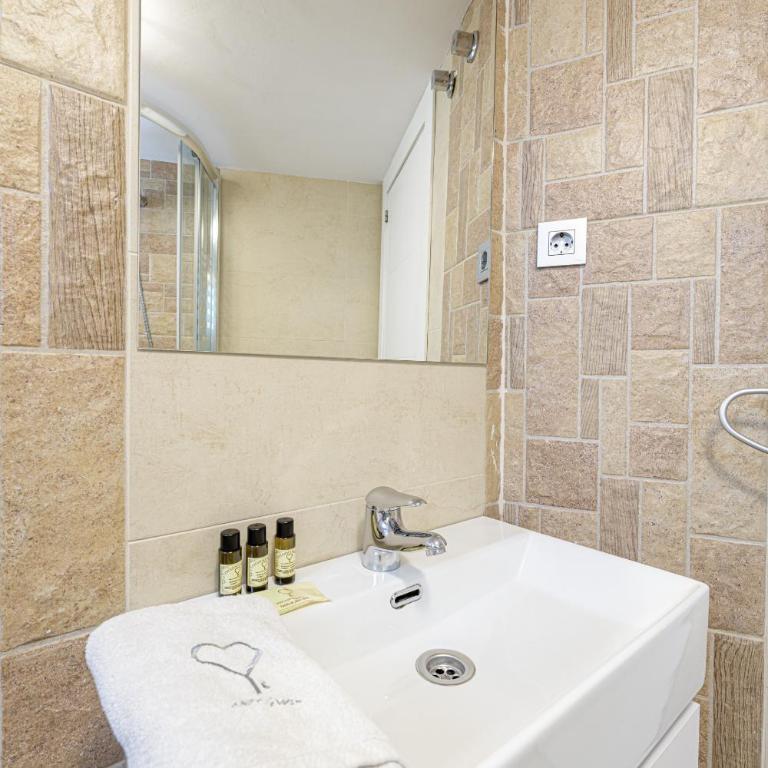 Apartamentos Calle Larios - One-Bedroom Apartment (5 Adults) - 26