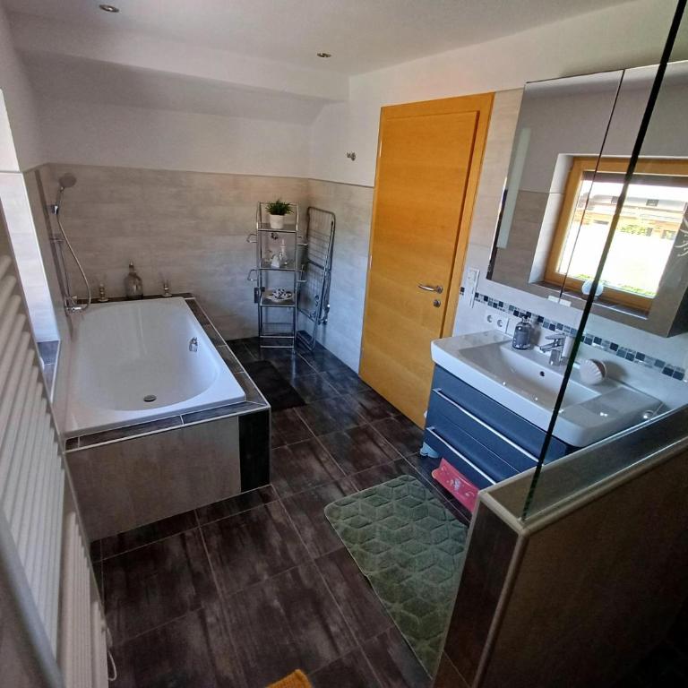 Ferienwohnung Bergtroll - Apartment mit 2 Schlafzimmern und Dusche - 13