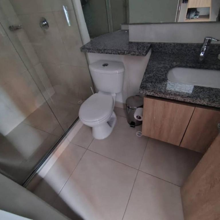 Prado Veraniego Business Living - Three-Bedroom Apartment with Balcony - 15