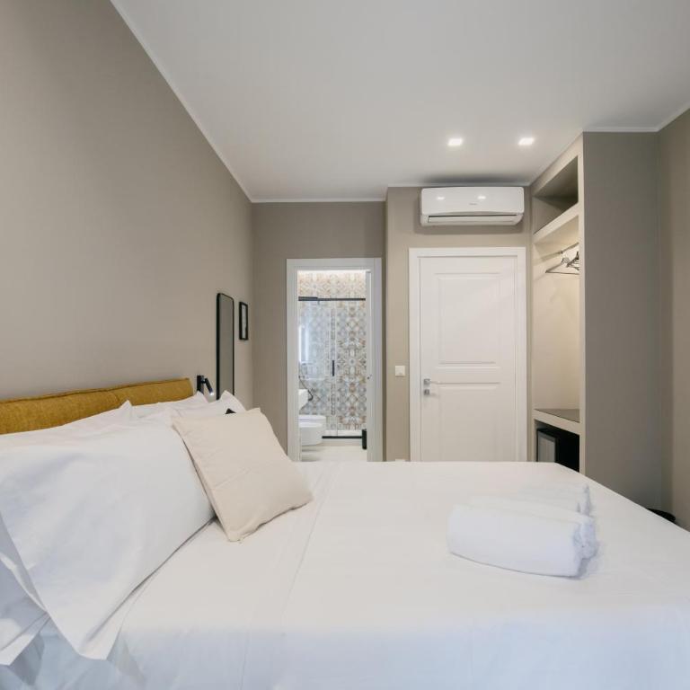 Il Pumo - Apulian Rooms Bari Calefati 141 - Double Room with Private Bathroom - 8