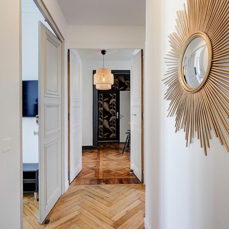 Spacieux Appartement - Type Haussmannien - Wifi - Appartement 2 Chambres Deluxe - 20