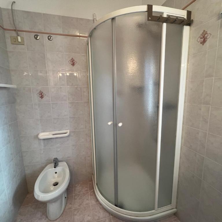 Condominio Ginestra - Appartamento con 2 Camere da Letto - 13