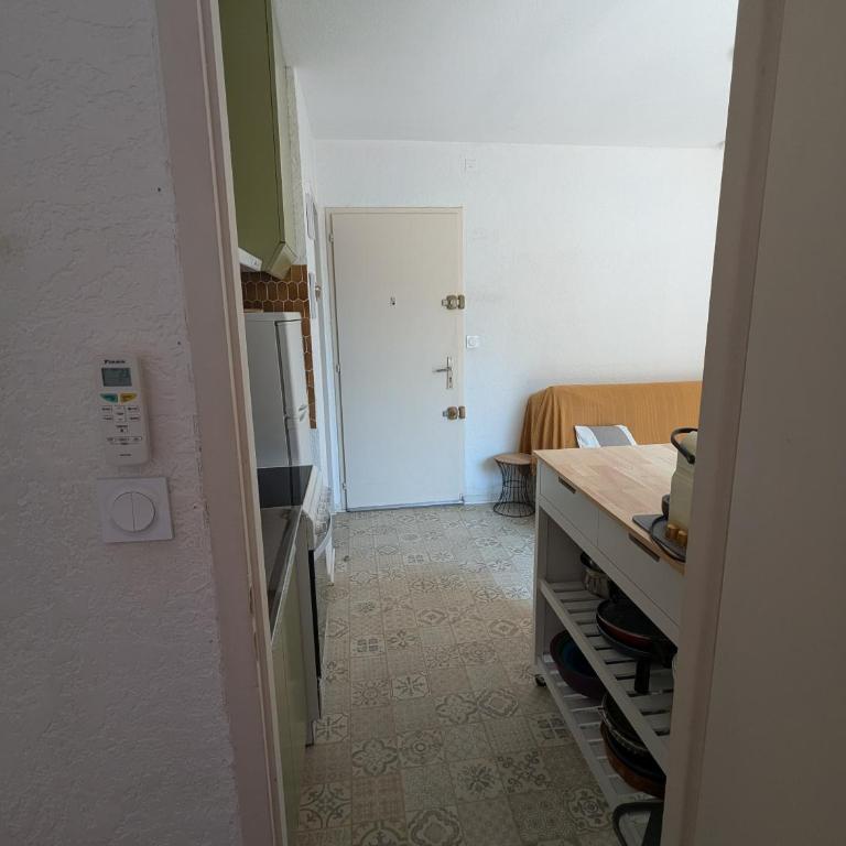 T2 climatisé avec terrasse à 200m de la plage - Apartamento de 1 dormitorio - 21