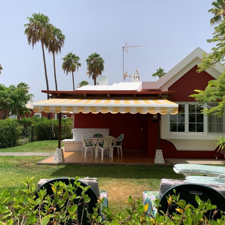 Bungalow with great garden, los Tunos - Apartamento de 1 dormitorio con jardín - 2