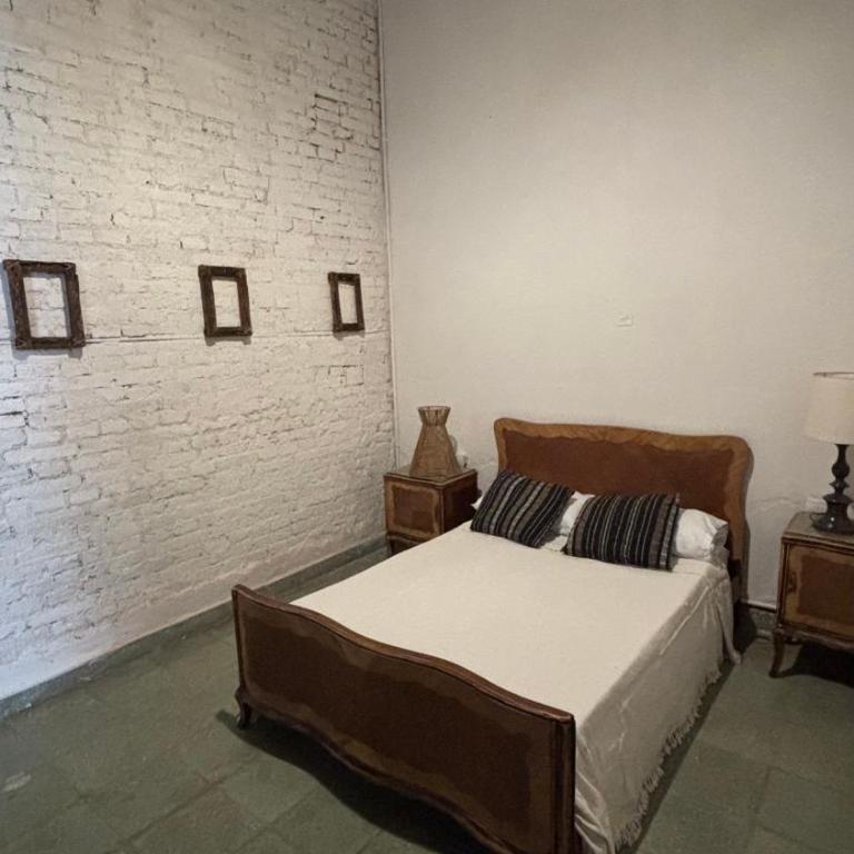 A la Gurda Hostel - Barrio Sur - Double Room with Shared Bathroom - 10