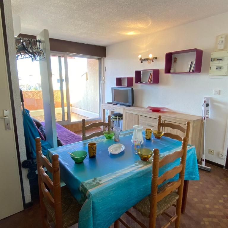 Port Leucate T2 Cabine 4 pers, RDC surélevé, Terrasse Ouest, Parking privé, Proche mer, Équipé - FR-1-798-5 - Appartement - 3