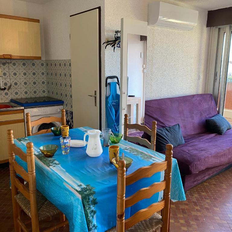 Port Leucate T2 Cabine 4 pers, RDC surélevé, Terrasse Ouest, Parking privé, Proche mer, Équipé - FR-1-798-5 - Appartement - 4