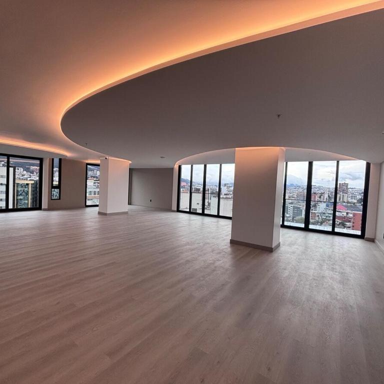 Suite exclusiva, piscina, sauna, turco, jacuzzi en área comercial de Quito - One-Bedroom Apartment - 39