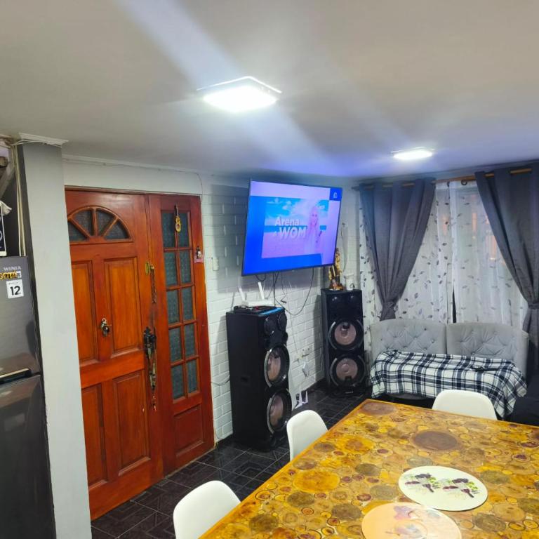 Casa feliz - Three-Bedroom Apartment - 1