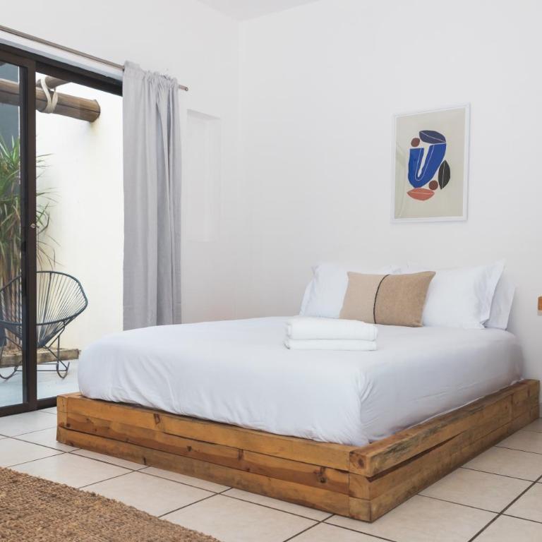 Outsite Los Cabos - Work, Connect, Explore - Double Room with Private External Bathroom - 1