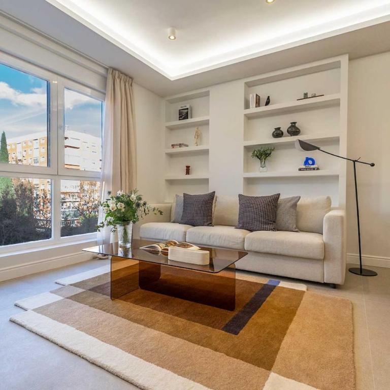 Maravilloso y recién reformado apartamento en Castellana - Apartamento de 1 dormitorio - 1