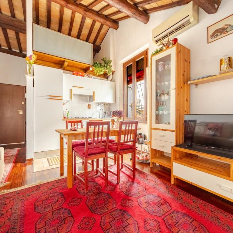 Historic Center Elegant open space luggage storage - One-Bedroom Apartment - 1