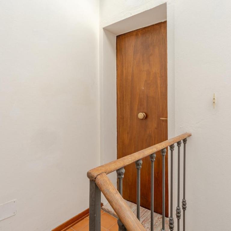 Historic Center Elegant open space luggage storage - One-Bedroom Apartment - 18