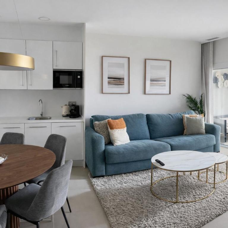 Intempo by Holuxe - 265 - 26th floor - Two-Bedroom Apartment with Balcony and Sea View - 4