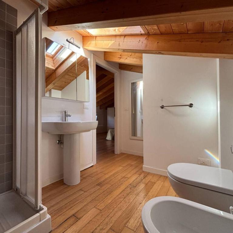 Comfy flat with two terraces and fireplace - Appartement - 26