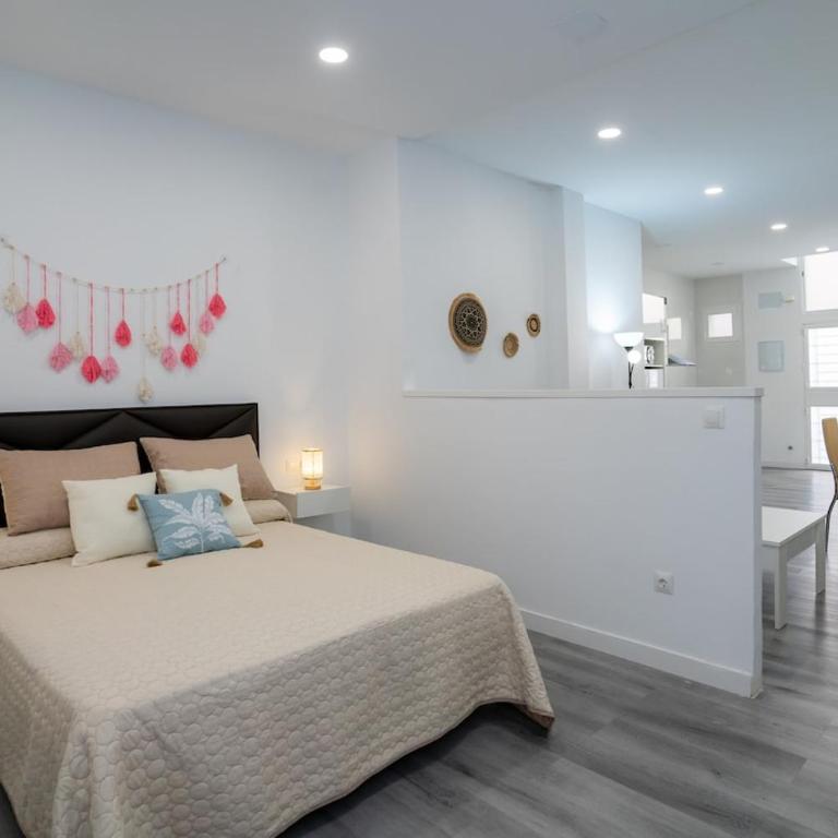 Holidays & Home Estudio El Palo 8B, 400 m playa - Apartamento de 1 dormitorio - 8