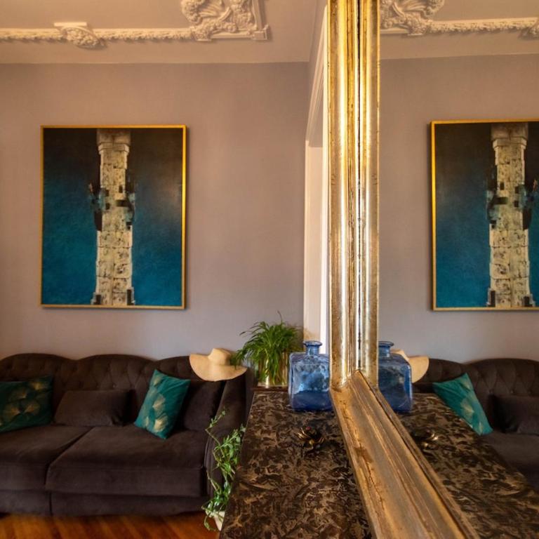 Teal and Gold Hideaway - Downtown Chic - Apartman sa 1 Spavaćom Sobom - 17