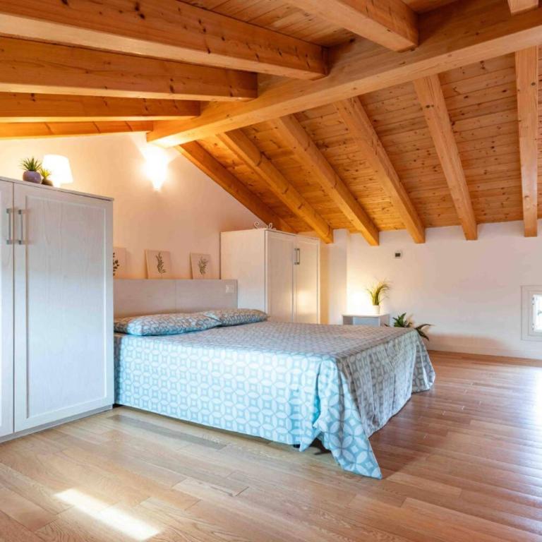 Delightful flat in a village with swimming pool - Appartamento - 15
