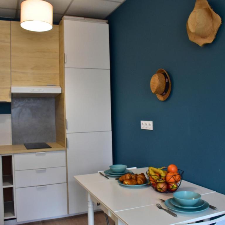 Le Vernay T2 centre ville, universités, CHU Saint-Etienne - Apartment mit 1 Schlafzimmer - 4