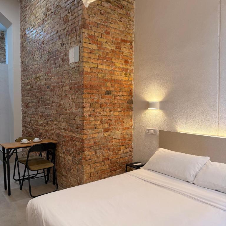 Alifornia Alicante - Deluxe Double Room - 4