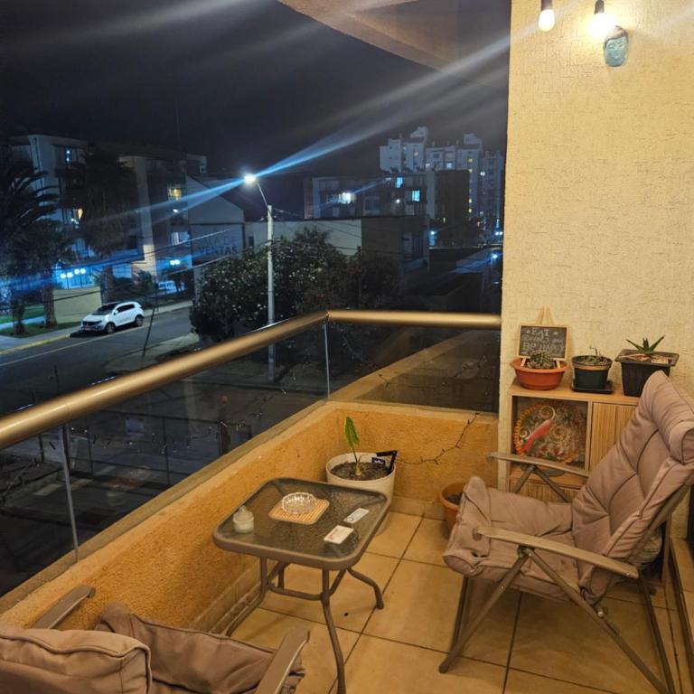 Departamento a metros de la playa chinchorro - Two-Bedroom Apartment - 13