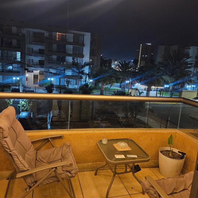 Departamento a metros de la playa chinchorro - Two-Bedroom Apartment - 12